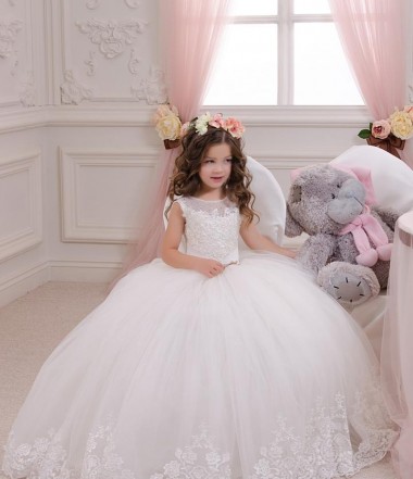 Discount Ivory Ball Gown Bateau Neck Chapel Train Sleeveless Flower Girl Dress UK