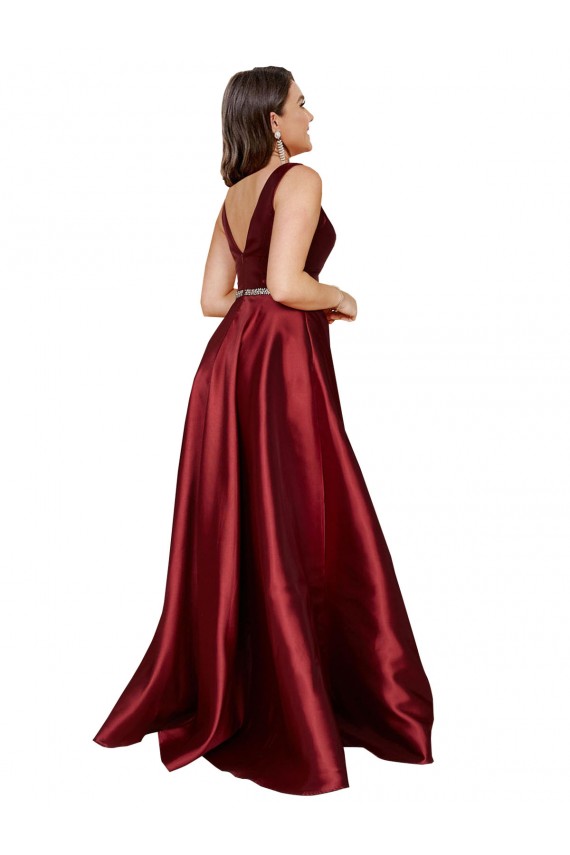 Discount Sleeveless Deep V-Neck A-Line Formal Satin Bridesmaid Dress / Prom Dress with Pockets UK